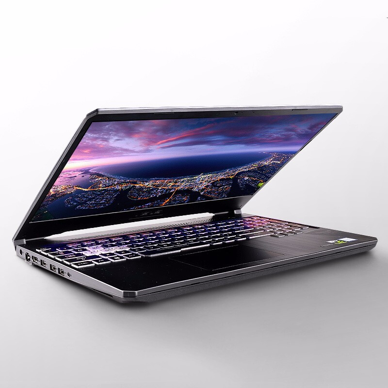 华硕飞行堡垒7代FX95笔记本电脑